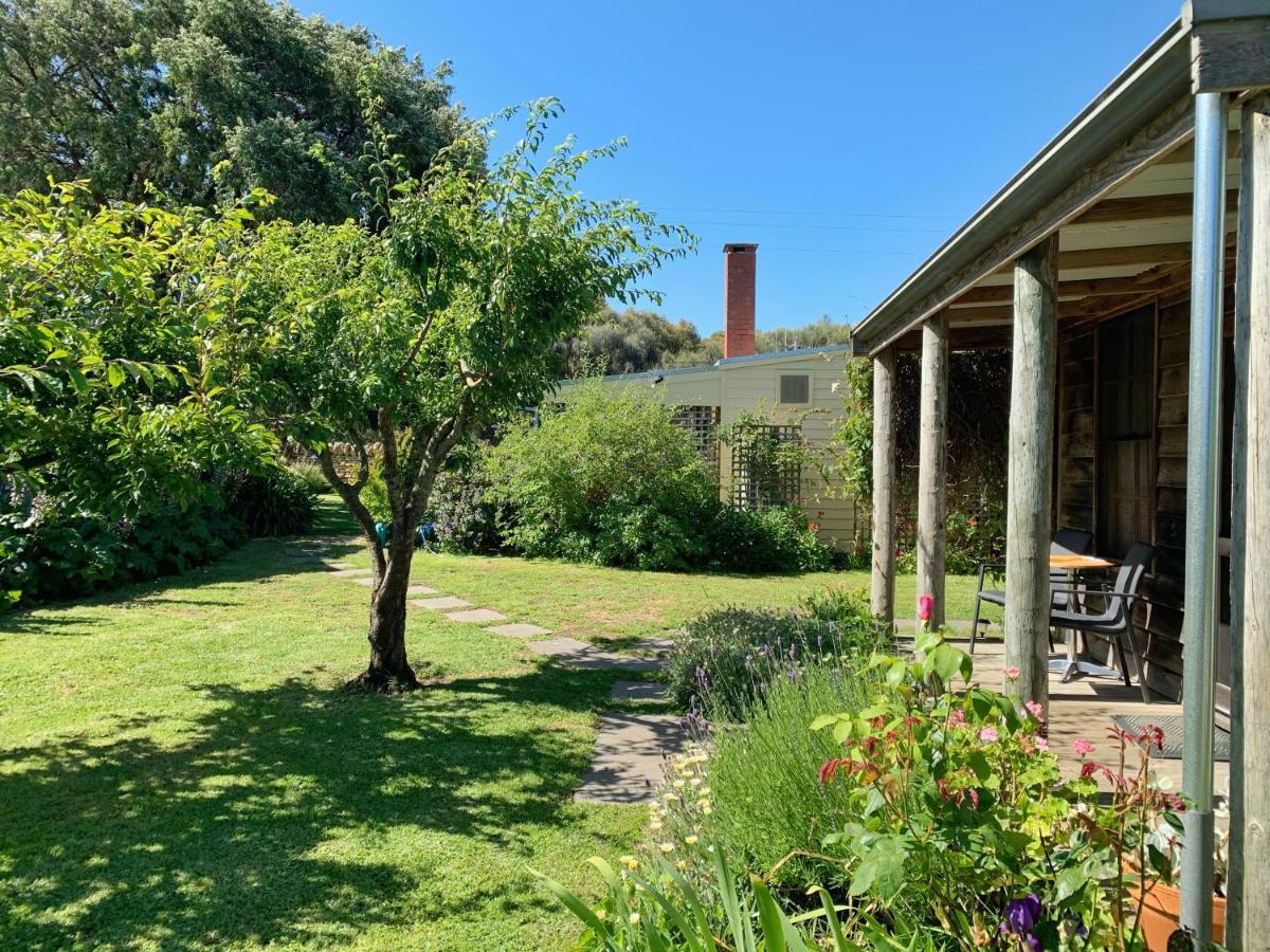Cherry Plum Cottages Port Fairy Exterior foto